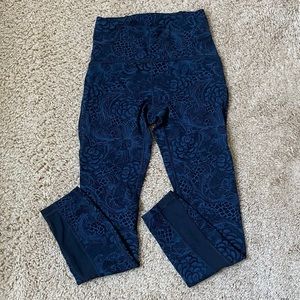 Lululemon leggings size 4